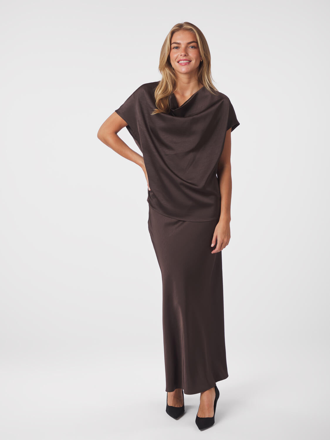 Annabeth Heavy Sateen t-shirt - mørkebrun